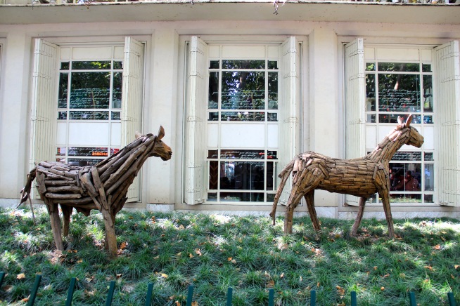 WOODENHORSE